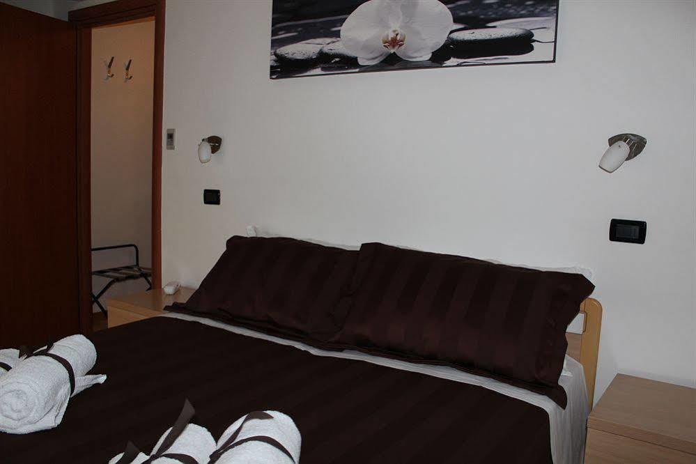 Residence Cigno Rimini Ngoại thất bức ảnh