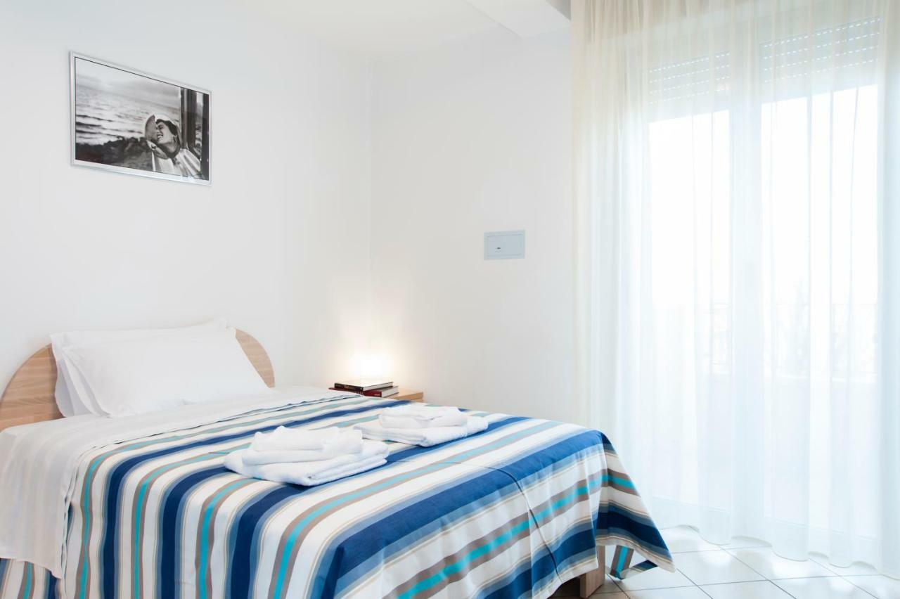 Residence Cigno Rimini Ngoại thất bức ảnh